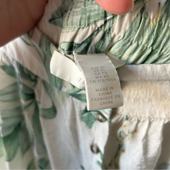 H&M Tropical Maxi Skirt with Buttons - Picture 5 of 11